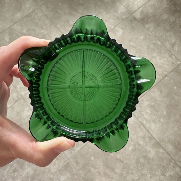 Anchor Hocking Forest Green Queen Mary Glass Ashtray / Coaster Vintage - Picture 3 of 8